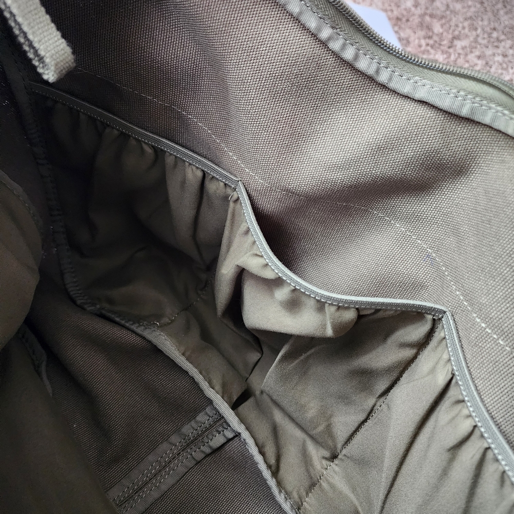 BEIS Olive Green Crossbody Bag - Picture 10 of 15